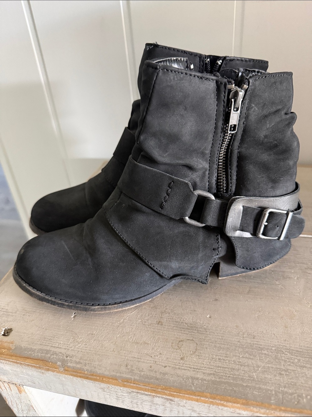 Women's Suede Moto Black Ankle Boots with Buckle Strap - Picture 7 of 7